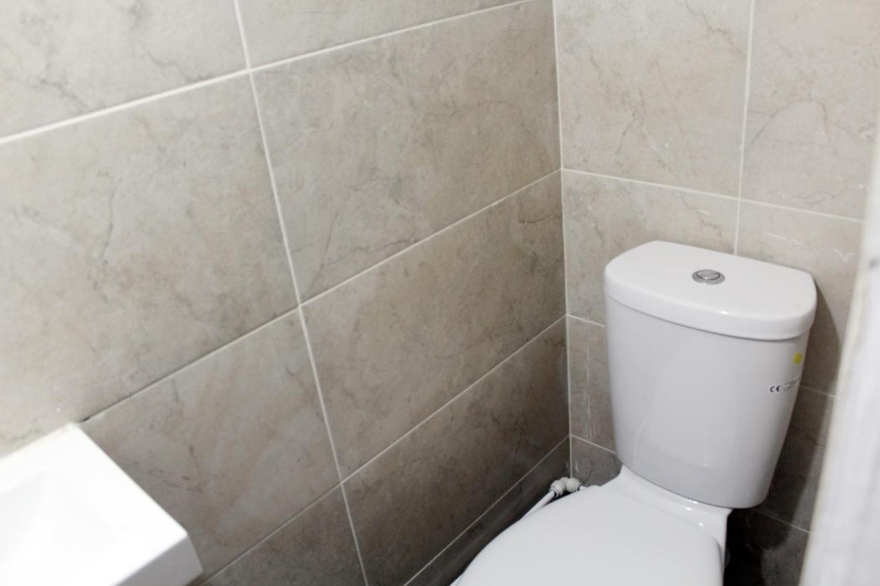 Cozy Rooms Or Apartment In London Townhouse Fast Links To Central Buitenkant foto