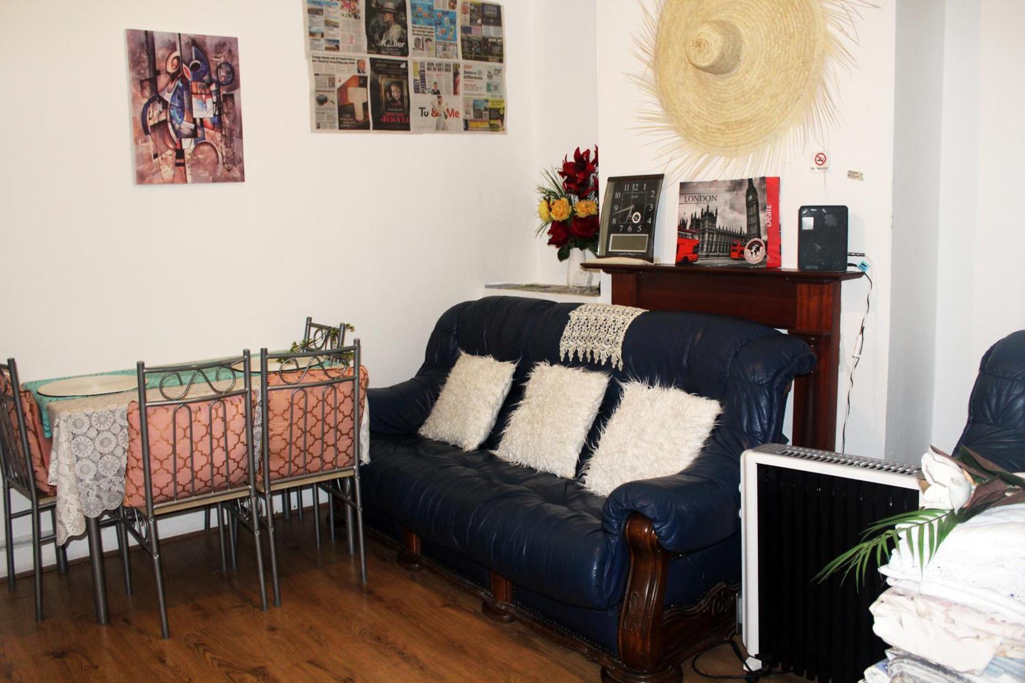 Cozy Rooms Or Apartment In London Townhouse Fast Links To Central Buitenkant foto