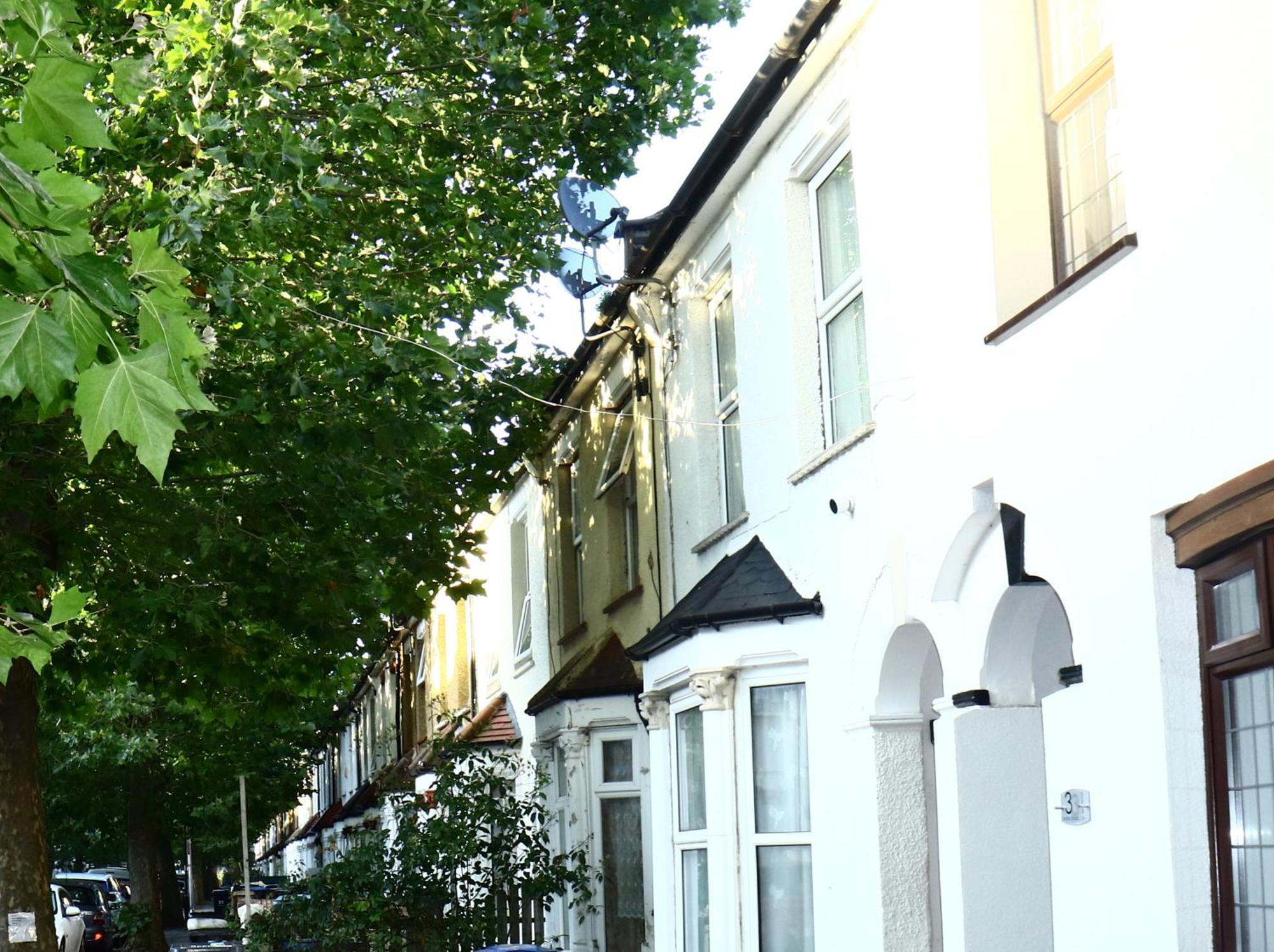 Cozy Rooms Or Apartment In London Townhouse Fast Links To Central Buitenkant foto